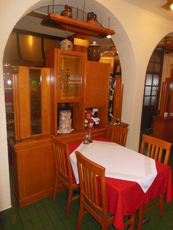 Hotel Pri Belokranjcu Νόβο Μέστο Εξωτερικό φωτογραφία